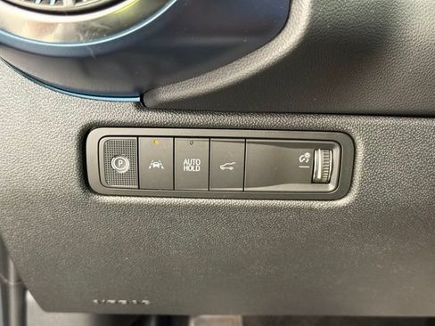 New 2026 Chevrolet Equinox EV LT AWD/4WD image 31