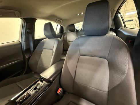 Used 2023 Toyota Prius LE image 13