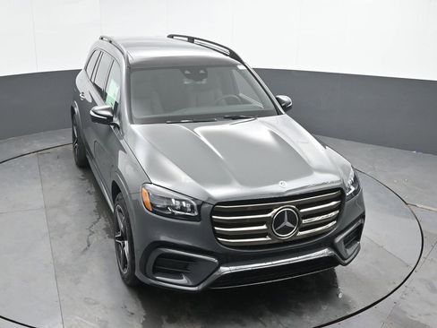 New 2026 Mercedes-Benz GLS 450 4MATIC image 31