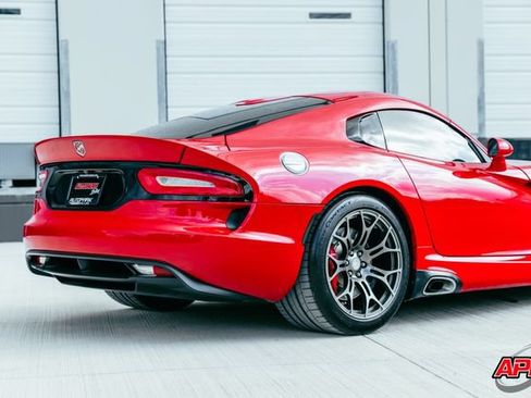 Used 2014 SRT Viper GTS w/ GTS Laguna Interior Package RWD image 45