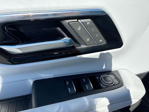 New 2025 Chevrolet Tahoe Premier image 59