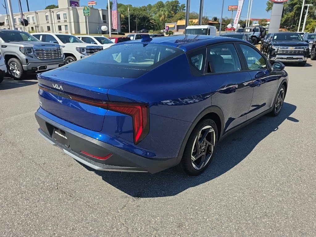 Certified 2025 Kia K4 EX FWD image 7
