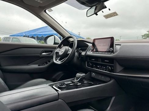 Certified 2023 Nissan Rogue SV w/ SV Premium B Package AWD/4WD image 27