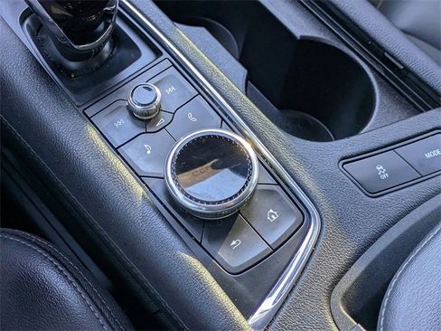 Certified 2023 Cadillac XT5 Luxury image 23