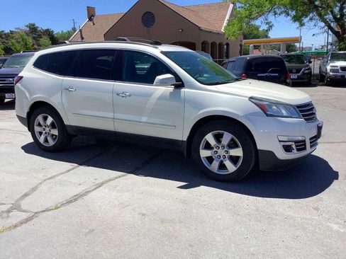 Used 2015 Chevrolet Traverse LTZ AWD/4WD image 8