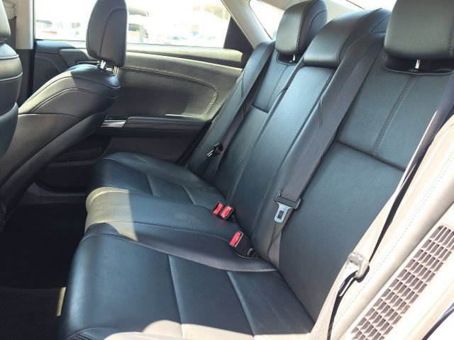 Used 2015 Toyota Avalon XLE Premium w/ Preferred Accessory Package FWD image 16