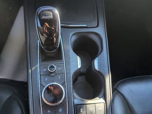 Used 2023 Cadillac XT4 Premium Luxury image 26