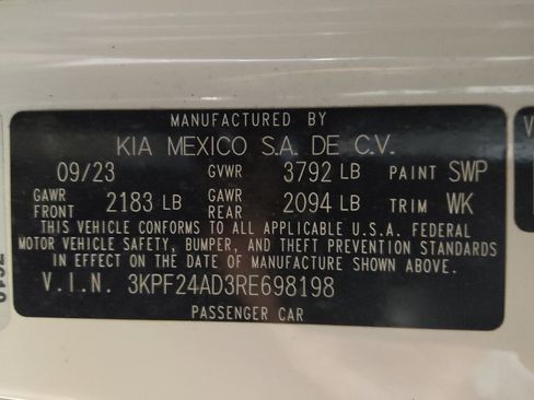 Used 2024 Kia Forte LXS FWD image 33