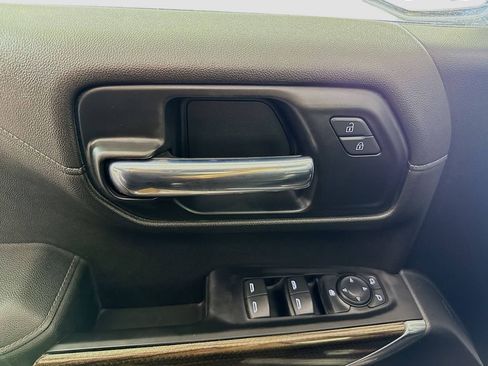 Used 2020 Chevrolet Silverado 1500 LT Trail Boss image 17