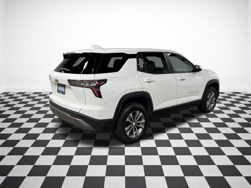 Certified 2025 Chevrolet Equinox LT image 9