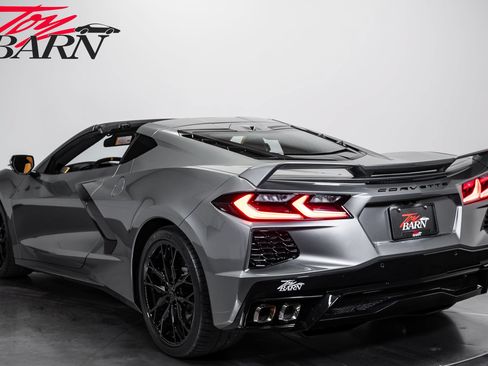 Used 2023 Chevrolet Corvette Stingray Preferred Cpe w/ Z51 Performance Package RWD image 3