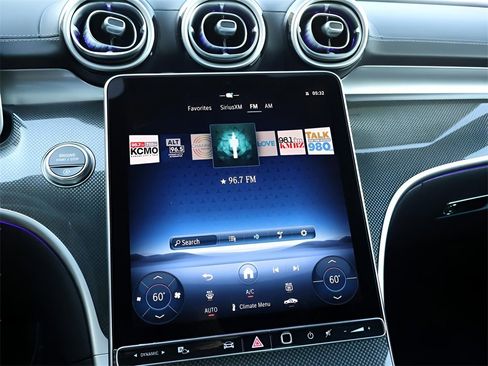 Certified 2025 Mercedes-Benz CLE 300 4MATIC Coupe image 22