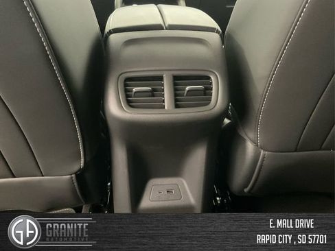 New 2025 Buick Envision Sport Touring image 20