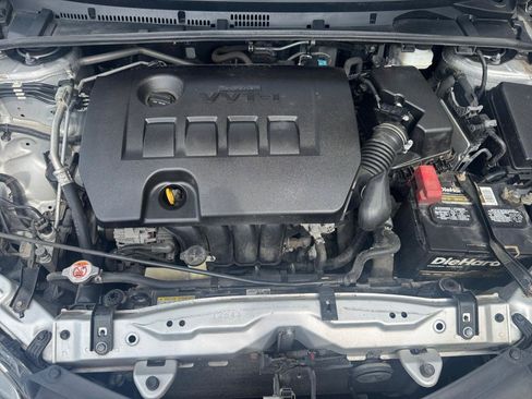 Used 2019 Toyota Corolla LE FWD image 36
