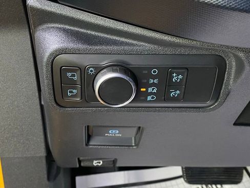 Used 2021 Ford Bronco First Edition AWD/4WD image 24