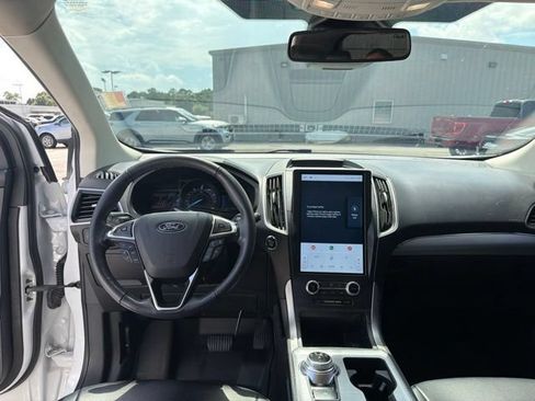 Used 2022 Ford Edge SEL AWD/4WD image 11