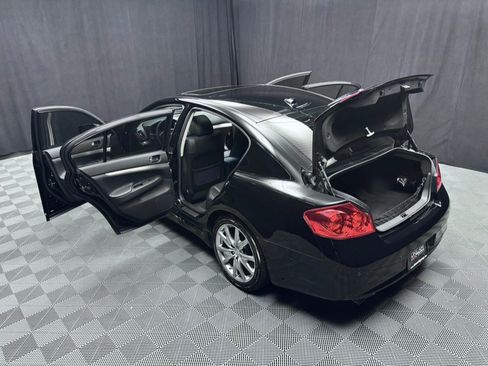 Used 2013 INFINITI G37 Sport RWD image 19