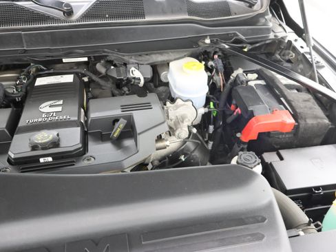 Used 2022 RAM 2500 Laramie AWD/4WD image 17