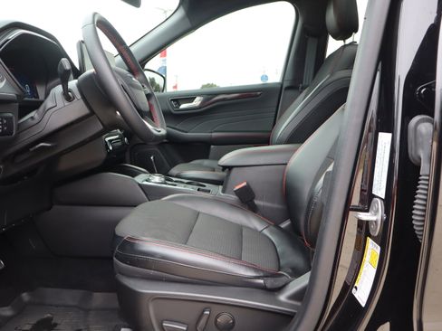 Used 2023 Ford Escape ST-Line Select w/ Tech Pack #2 image 10