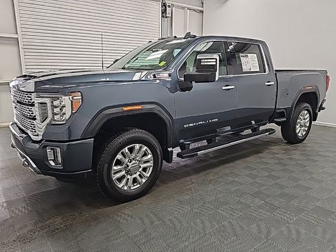 Used 2020 GMC Sierra 2500 Denali w/ Denali Ultimate Package image 4