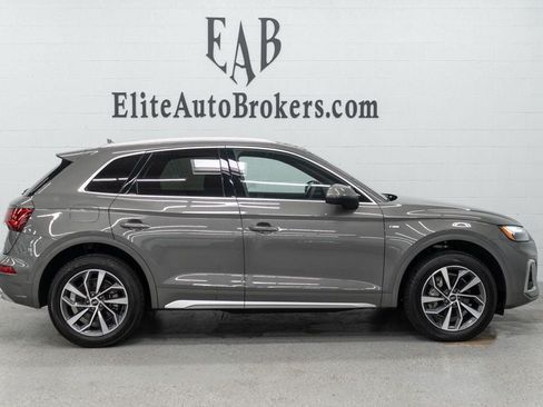 Used 2023 Audi Q5 2.0T Premium w/ Convenience Package AWD/4WD image 5