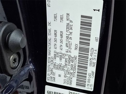 New 2025 Toyota Tundra Platinum image 9