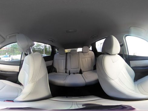 Used 2025 Hyundai Tucson SEL AWD/4WD image 42