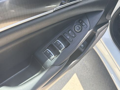 Used 2022 Honda Accord Sport image 8