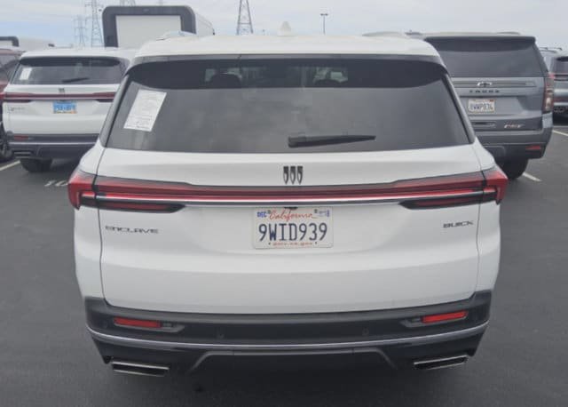Used 2026 Buick Enclave Preferred FWD image 9