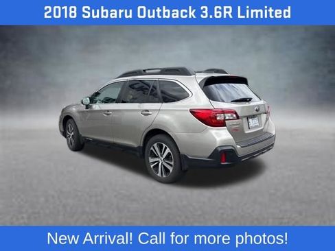 Used 2018 Subaru Outback 3.6R Limited AWD/4WD image 5