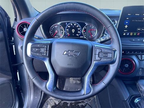 Used 2024 Chevrolet Blazer RS w/ Enhanced Convenience Package image 17