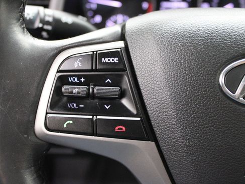 Used 2018 Hyundai Elantra Value Edition FWD image 19