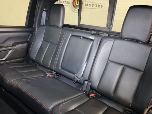 Used 2023 Nissan Titan PRO-4X w/ Pro-4x Convenience Package image 11