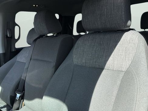 Used 2022 Ford F150 XLT w/ Equipment Group 301A Mid image 8