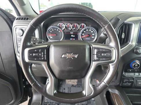 Used 2022 Chevrolet Silverado 1500 LT Trail Boss w/ Convenience Package II image 27