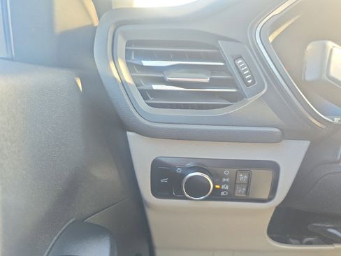 Used 2023 Ford Escape Active image 22