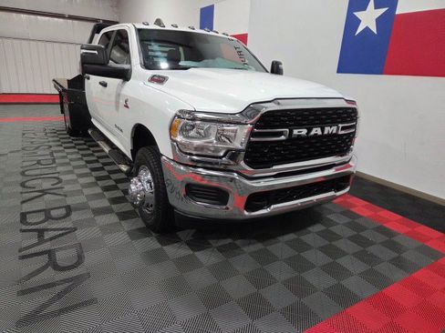 Used 2024 RAM 3500 SLT w/ Quick Order Package 2YG SLT AWD/4WD image 15