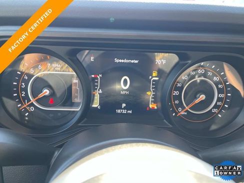 Certified 2024 Jeep Wrangler Unlimited Sahara AWD/4WD image 38