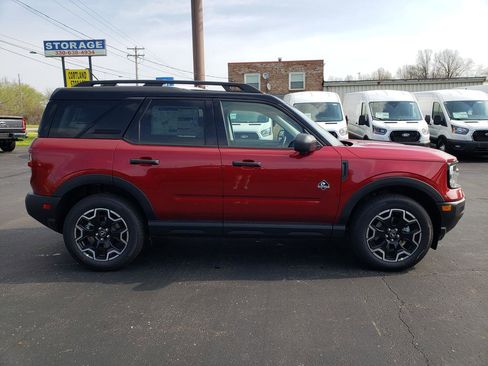 New 2026 Ford Bronco Sport Outer Banks AWD/4WD image 3