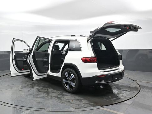 Used 2023 Mercedes-Benz EQB 350 4MATIC SUV image 47