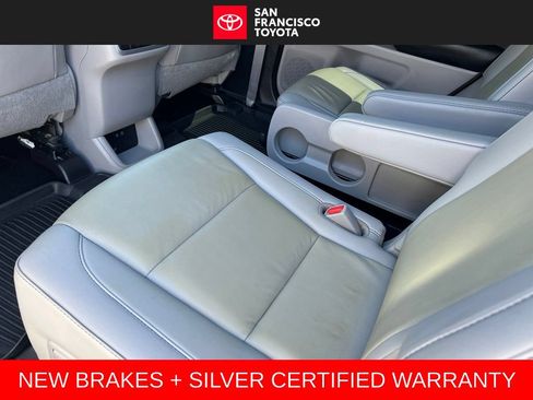 Certified 2019 Toyota Highlander XLE AWD/4WD image 16