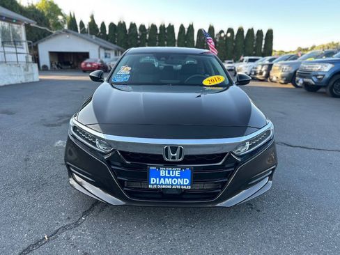 Used 2018 Honda Accord LX image 2