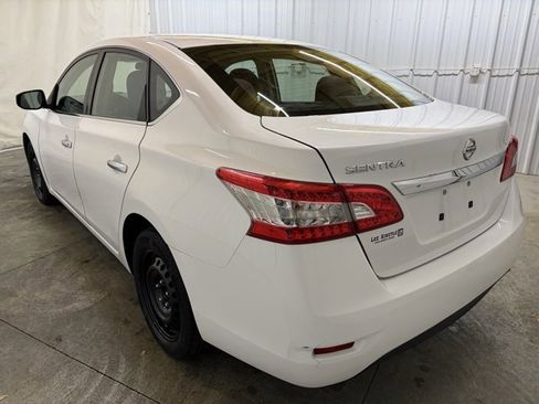 Used 2015 Nissan Sentra S image 7