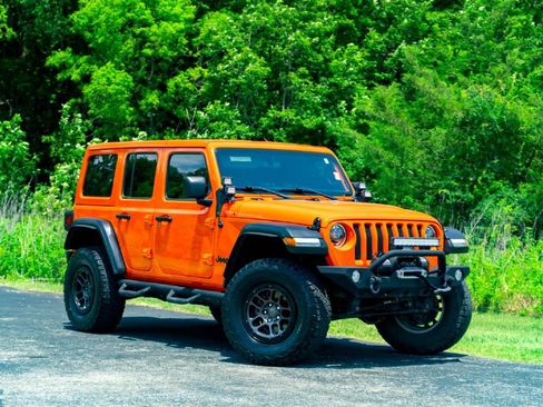 Used 2023 Jeep Wrangler Unlimited Sport AWD/4WD image 2