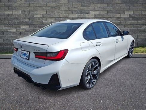 New 2026 BMW 330i xDrive Sedan AWD/4WD image 6
