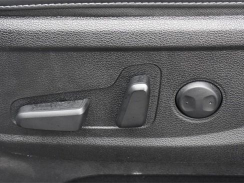 Used 2022 Kia Telluride S image 20