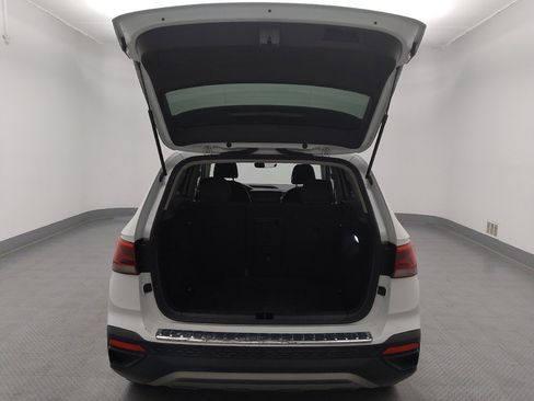 Used 2024 Volkswagen Taos S w/ MDO Package FWD image 29