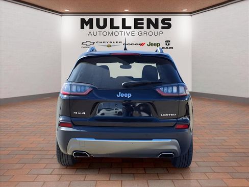 Used 2019 Jeep Cherokee Limited image 6