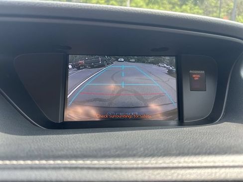 Used 2013 Lexus ES 350 w/ Luxury Pkg FWD image 28