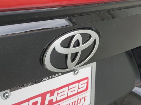 Used 2026 Toyota bZ FWD image 9